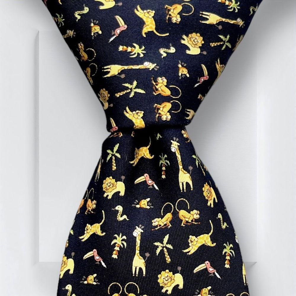 SALVATORE FERRAGAMO -EUC- Men’s Black African Animal Motif 100% Silk Novelty Tie - Picture 8 of 9